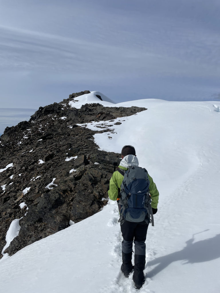 Mount Outram Hike IMG 4383 768x1024
